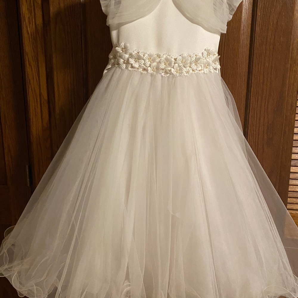 Joan Calabrese Ivory Tulle Flower-Belt Formal Dress